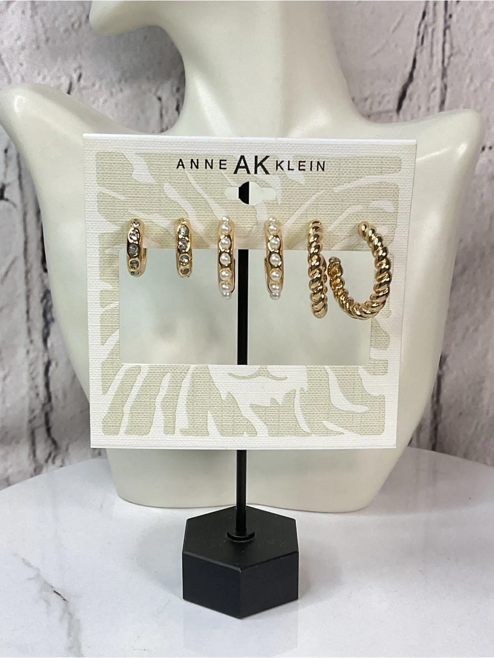🌟🌟 Anne Klein Gold Crystal and Twisted Hoop Earring Set